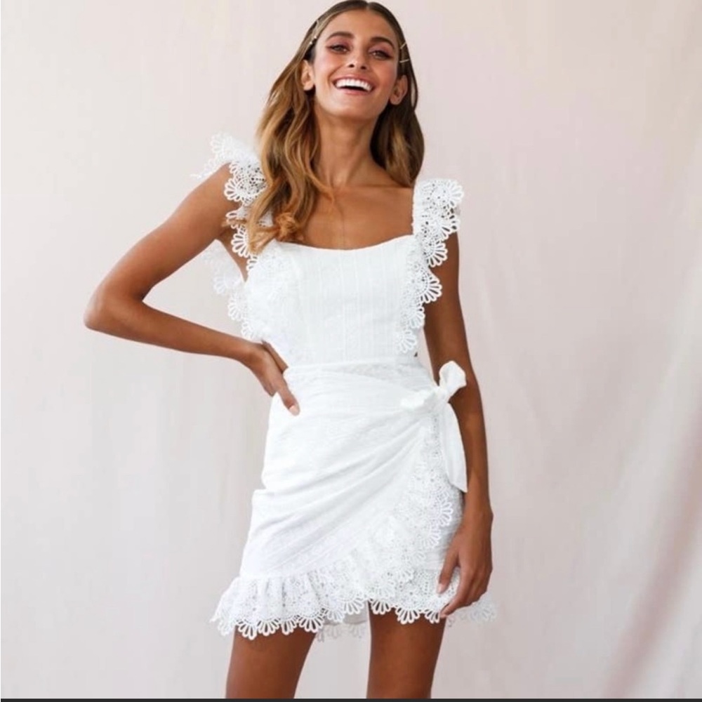Selfie Leslie Sonnet lace trim wrap front cut out dress M